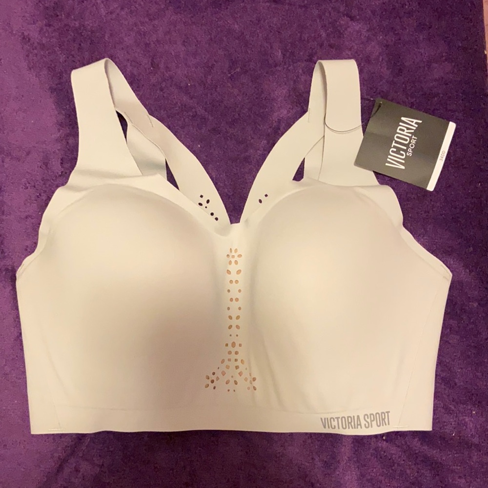 NWT Victoria’s Secret Sport 34DD Sportsbra